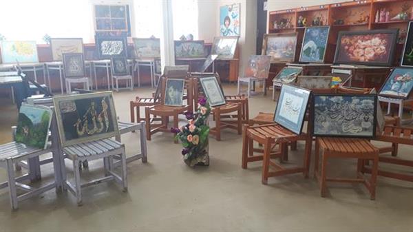نمایشگاه آثار فرهنگی هنری در شهرستان کنگاور برگزار گردید.