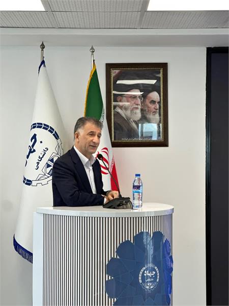 دکتر سروش: سلامت بانوان، زیربنای سلامت خانواده و جامعه است