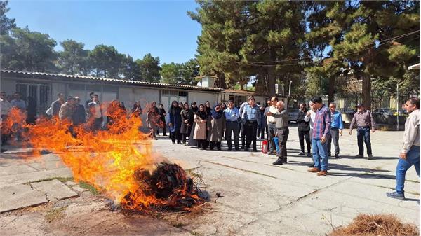 آمادگی در برابر حوادث؛ کارگاه آموزشی اطفای حریق برای کارکنان دانشگاه برگزار شد