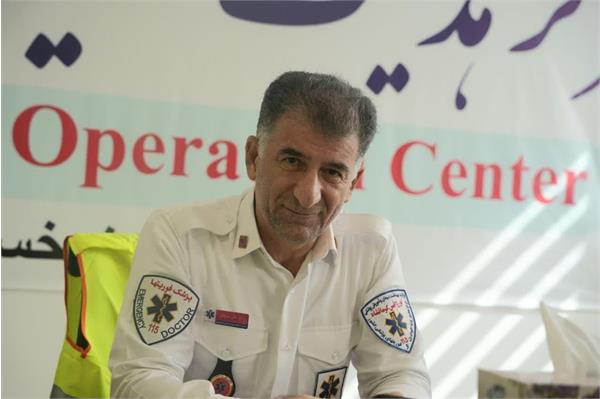 در رخداد معنوی پیاده روی اربعین، دانشگاه علوم پزشکی کرمانشاه با تمام توان پای کار بوده است